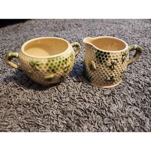 Vintage Honey Bee Hive Comb Clover Yellow Green Creamer and Sugar Set. Missing L